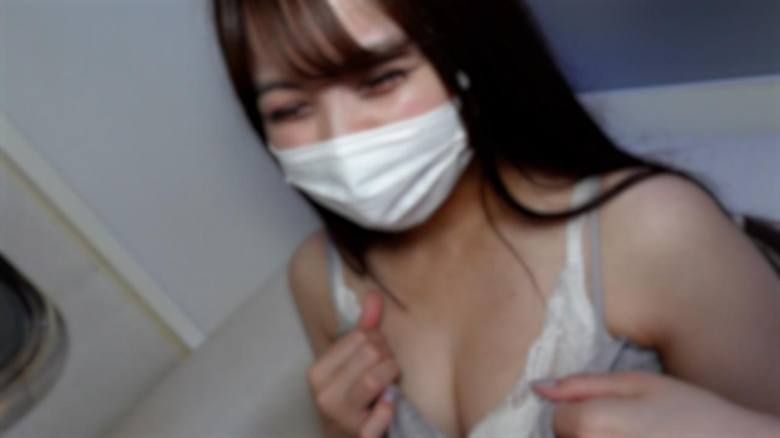 【初．无修正】笑脸可爱的内定的宅女22歳大学生